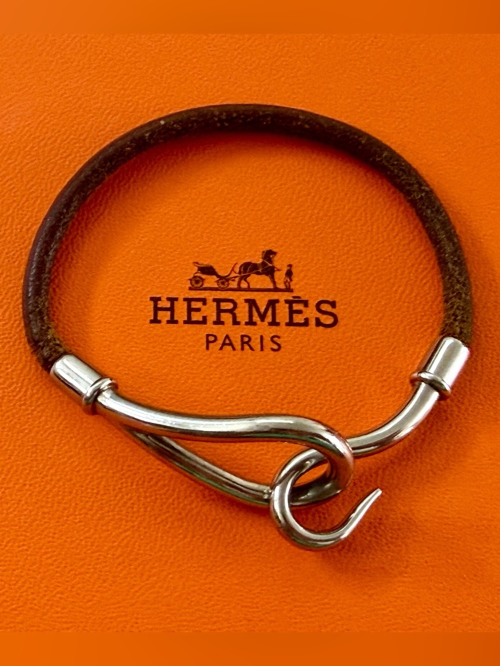 HERMÉS Silver Jumbo Hook Brown Leather Bracelet